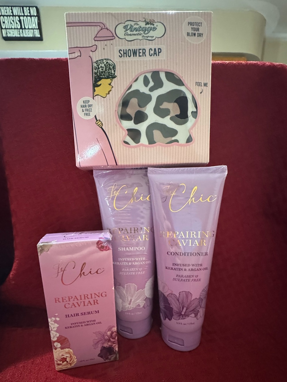 chic Repairing Caviar Shampoo, Conditioner & Hair Serum Set - Light Pink